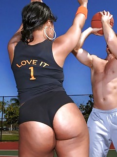 Check Out This Lovely Bright Hot Booty Big Ass Basketball Bitch Nailed Hard In This Sandy Beach Side Pretty Amat
