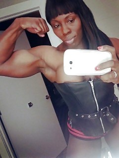Muscle Black Women Ebony Pussy Poppin