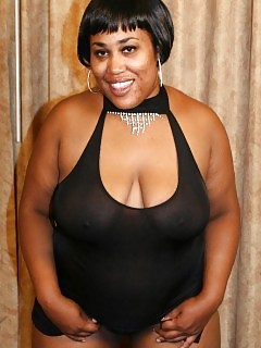 Ebony Bbw Nomi Spreading Her Big Fat Legs To Take Knob Ramming In Her Fat Covered Cunt