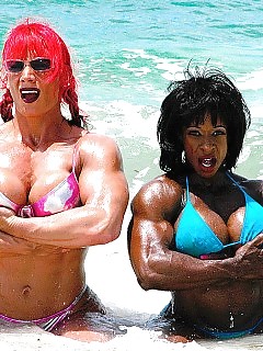 Bodybuilder Girls Ebony POV Blowjob