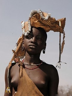 Shocking Africa Ebony Women In Pantyhose