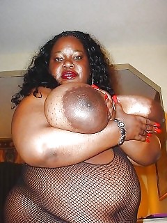 Big Black Women Ebony Pissing