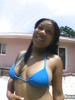 Smoking Booty Round And Brown Ass Gets Splooged On