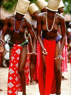 Shocking Africa Ebony Cougar