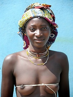 Sexy African Goddess Ebony Spread Pics